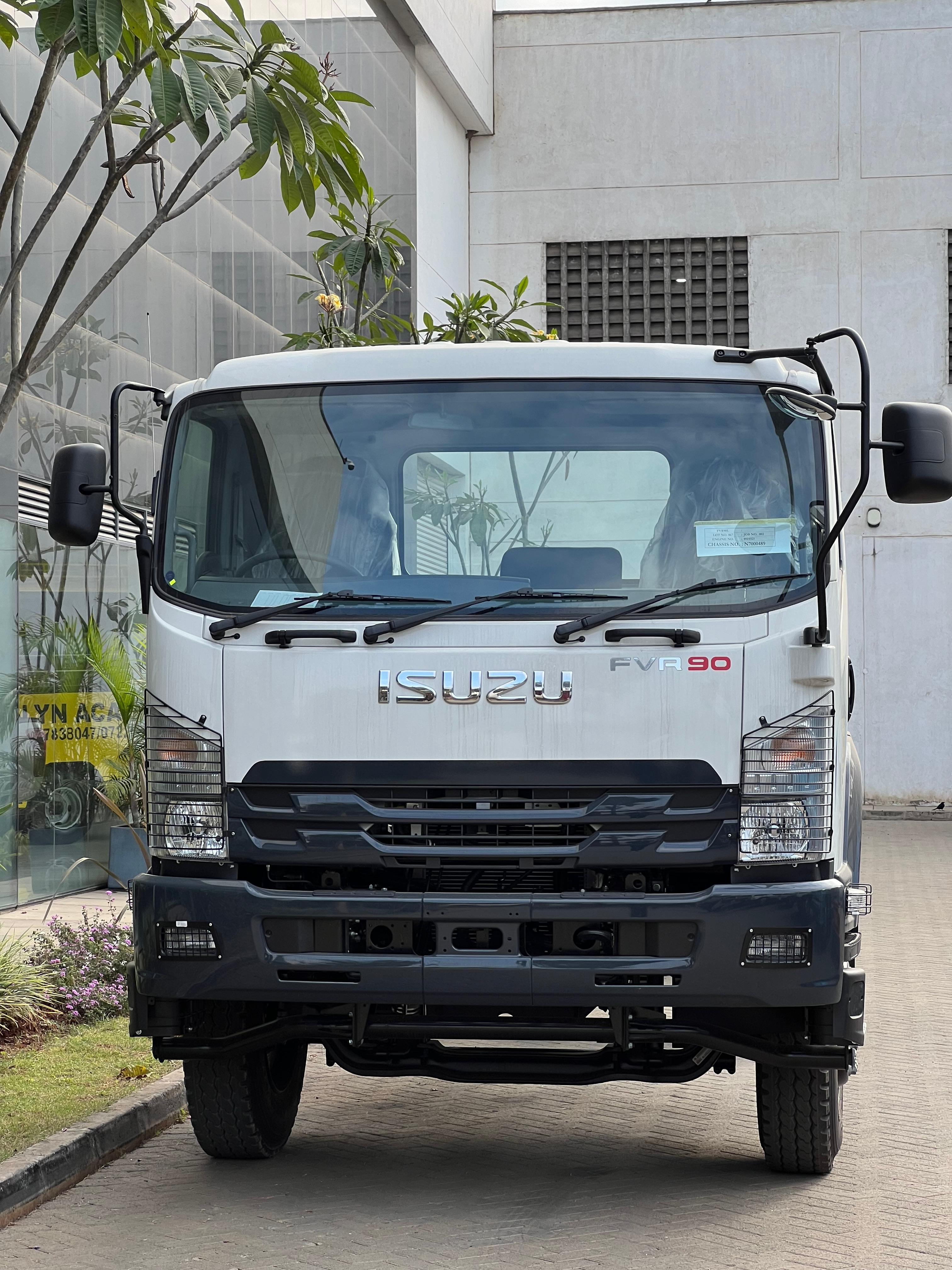 ISUZU FVR TRUCK